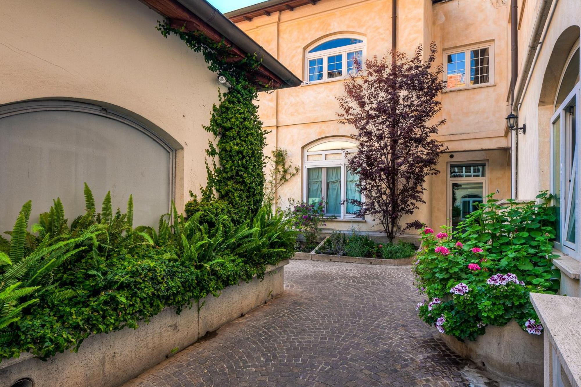 Colosseum Sweet Life Apartment Roma Esterno foto