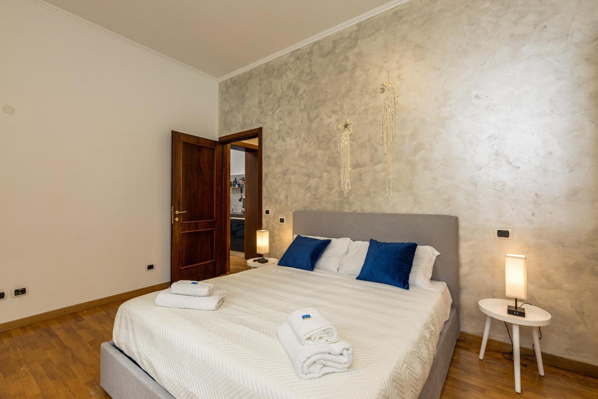 Colosseum Sweet Life Apartment Roma Esterno foto
