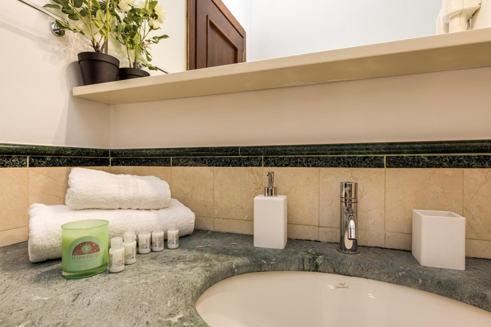 Colosseum Sweet Life Apartment Roma Esterno foto