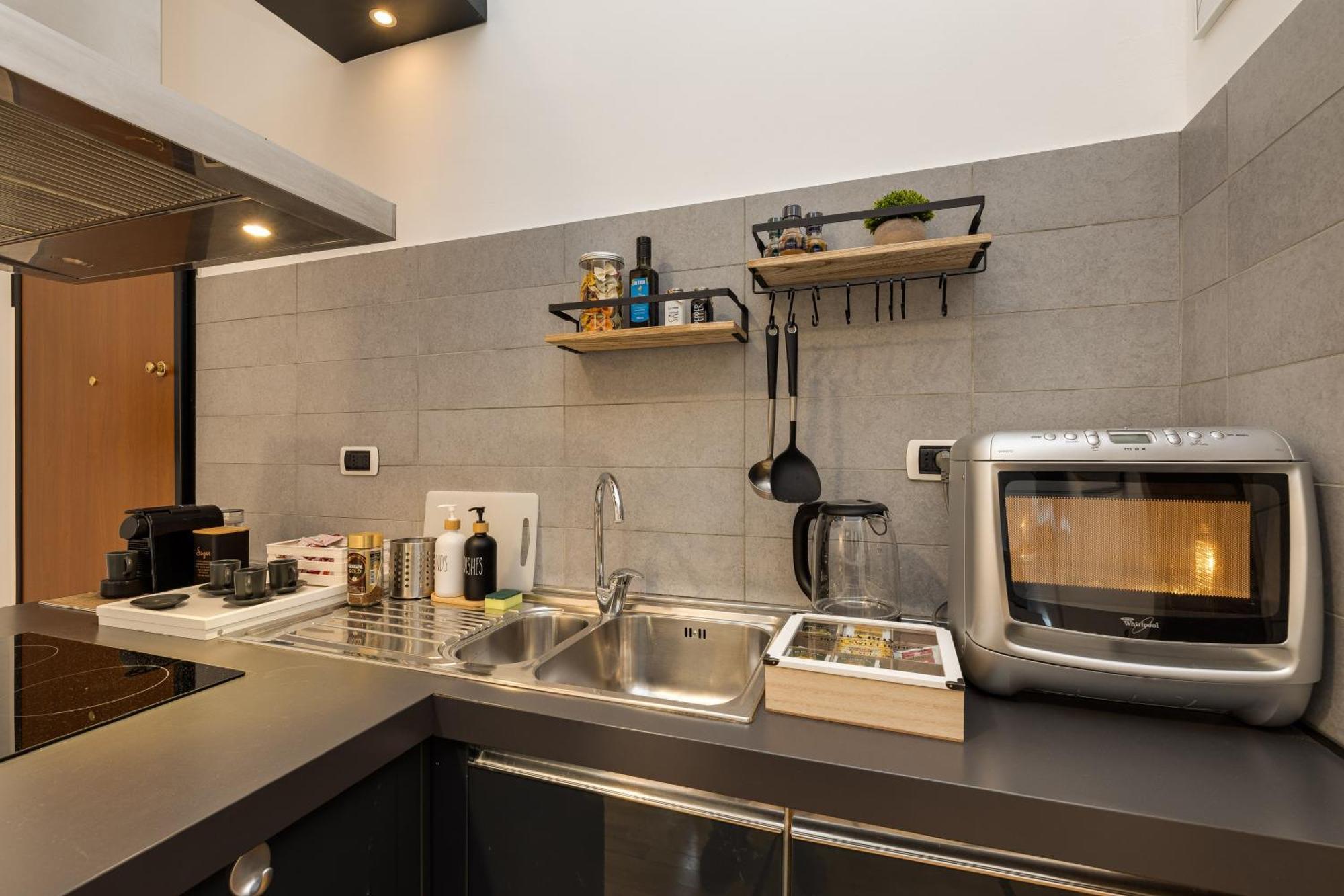 Colosseum Sweet Life Apartment Roma Esterno foto